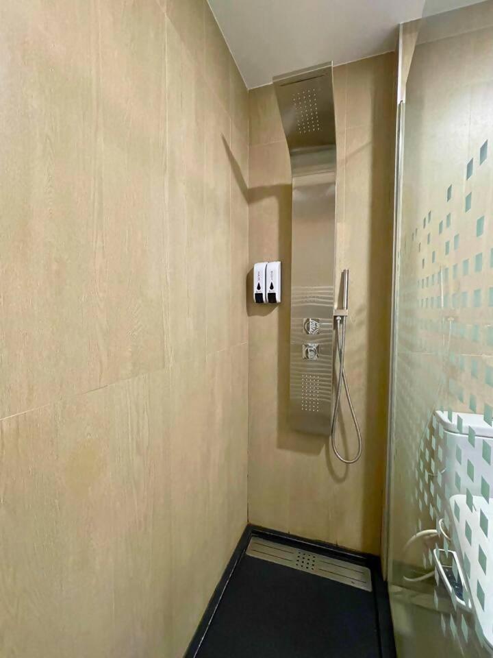 Home4U Apartamento Con Cochera Гранада Экстерьер фото