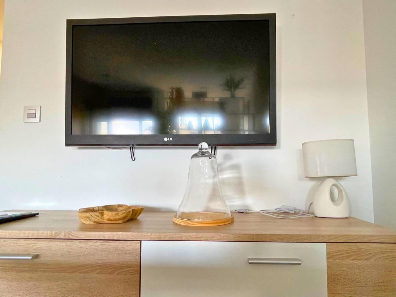 Home4U Apartamento Con Cochera Гранада Экстерьер фото