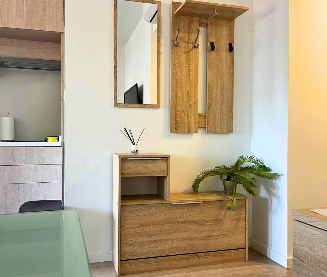 Home4U Apartamento Con Cochera Гранада Экстерьер фото