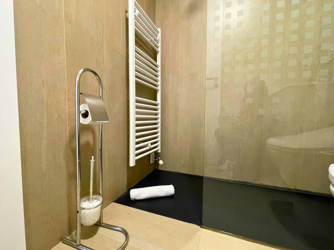 Home4U Apartamento Con Cochera Гранада Экстерьер фото