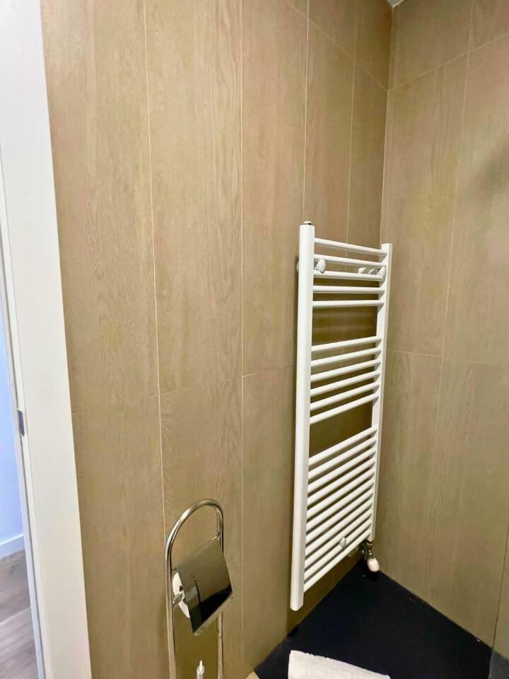 Home4U Apartamento Con Cochera Гранада Экстерьер фото